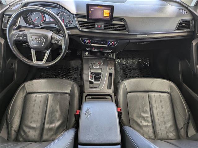 Used 2020 Audi Q5 2.0T Premium w/ Convenience Package AWD/4WD image 17