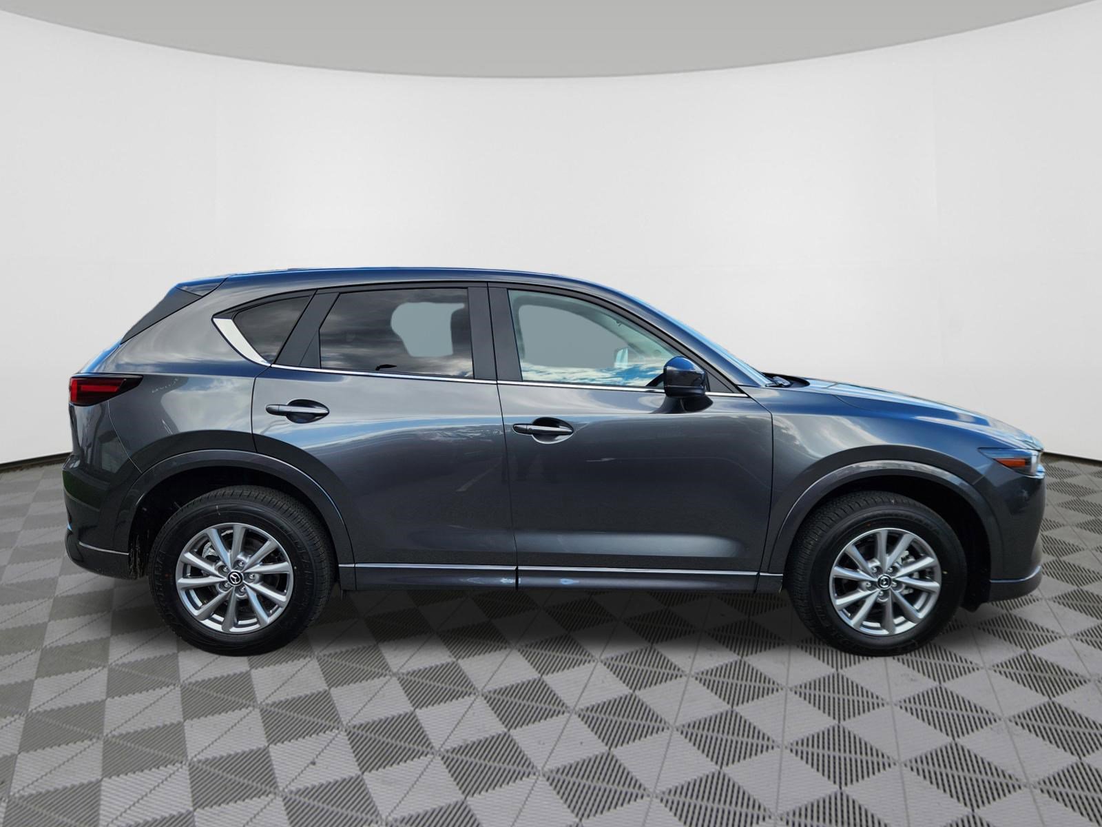 Certified 2025 MAZDA CX-5 AWD 2.5 S w/ Select Package image 6