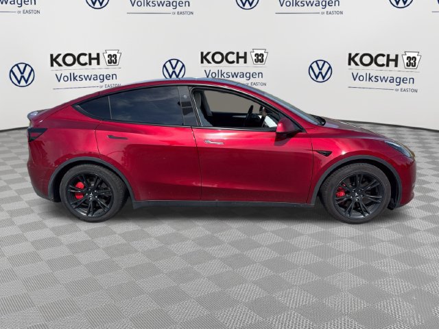 Used 2024 Tesla Model Y Performance AWD/4WD image 9