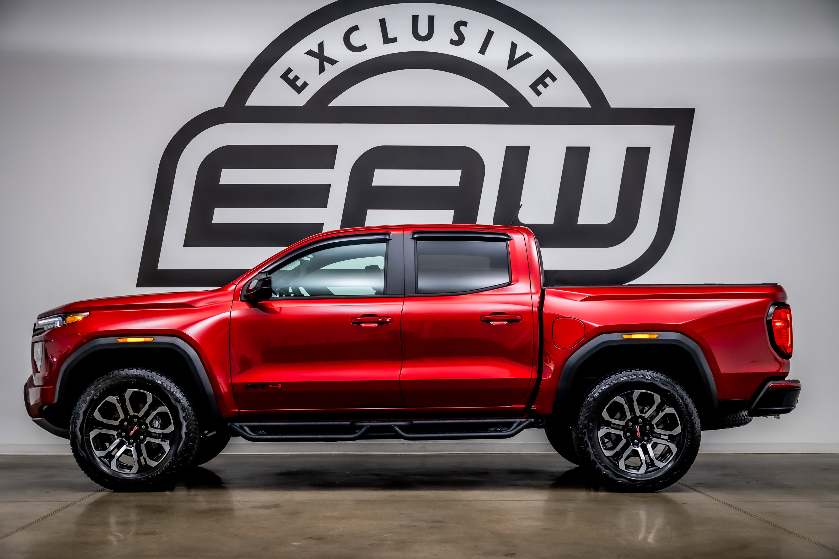 Used 2026 GMC Canyon AT4 w/ Nightfall Essentials Package image 5