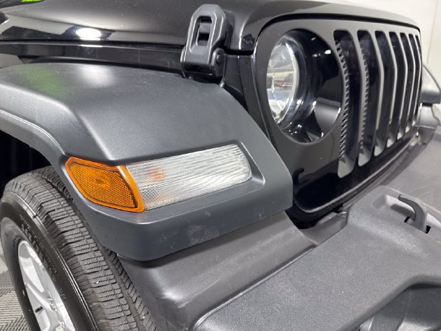 Used 2023 Jeep Wrangler Unlimited Sport AWD/4WD image 12