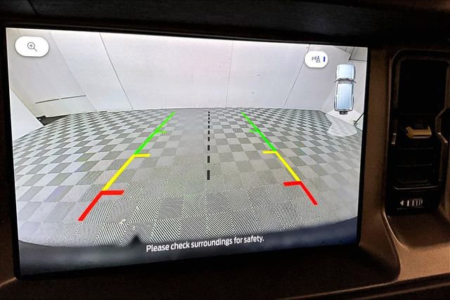 Used 2025 Ford Bronco Badlands image 26