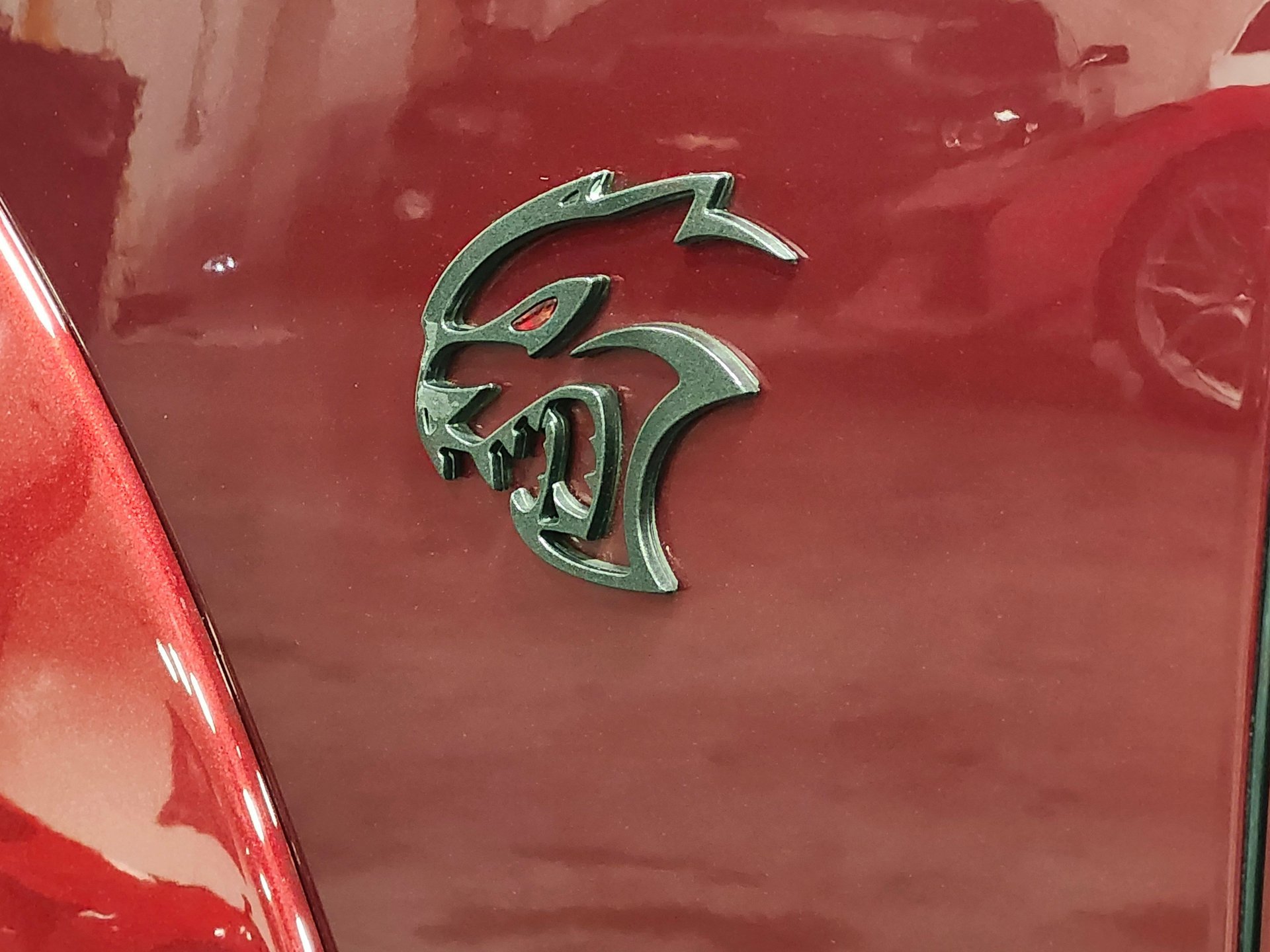 Used 2019 Dodge Challenger SRT Hellcat Redeye image 39