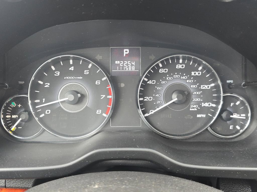 Used 2011 Subaru Outback 2.5i Limited image 26