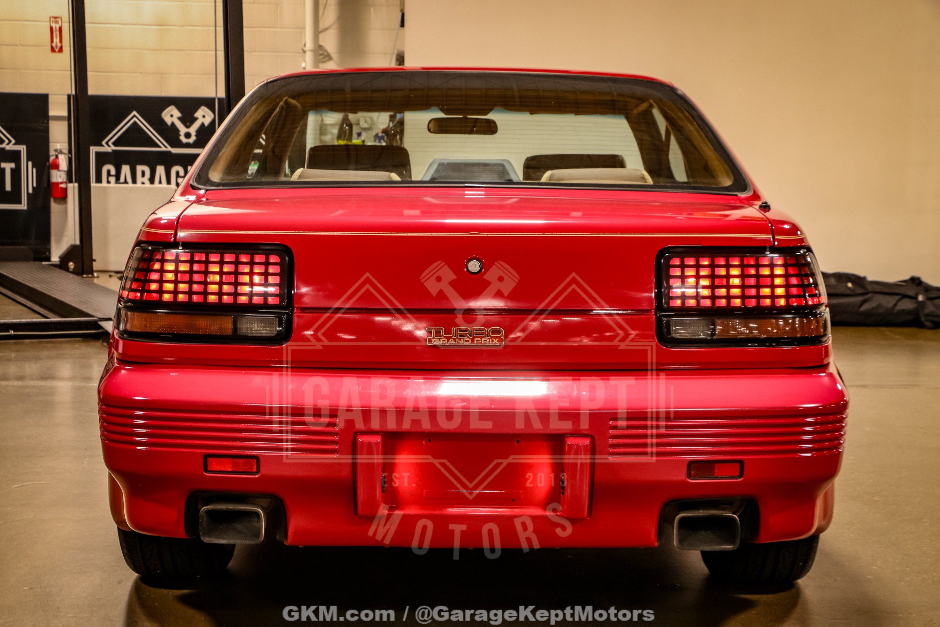Used 1990 Pontiac Grand Prix SE FWD image 44