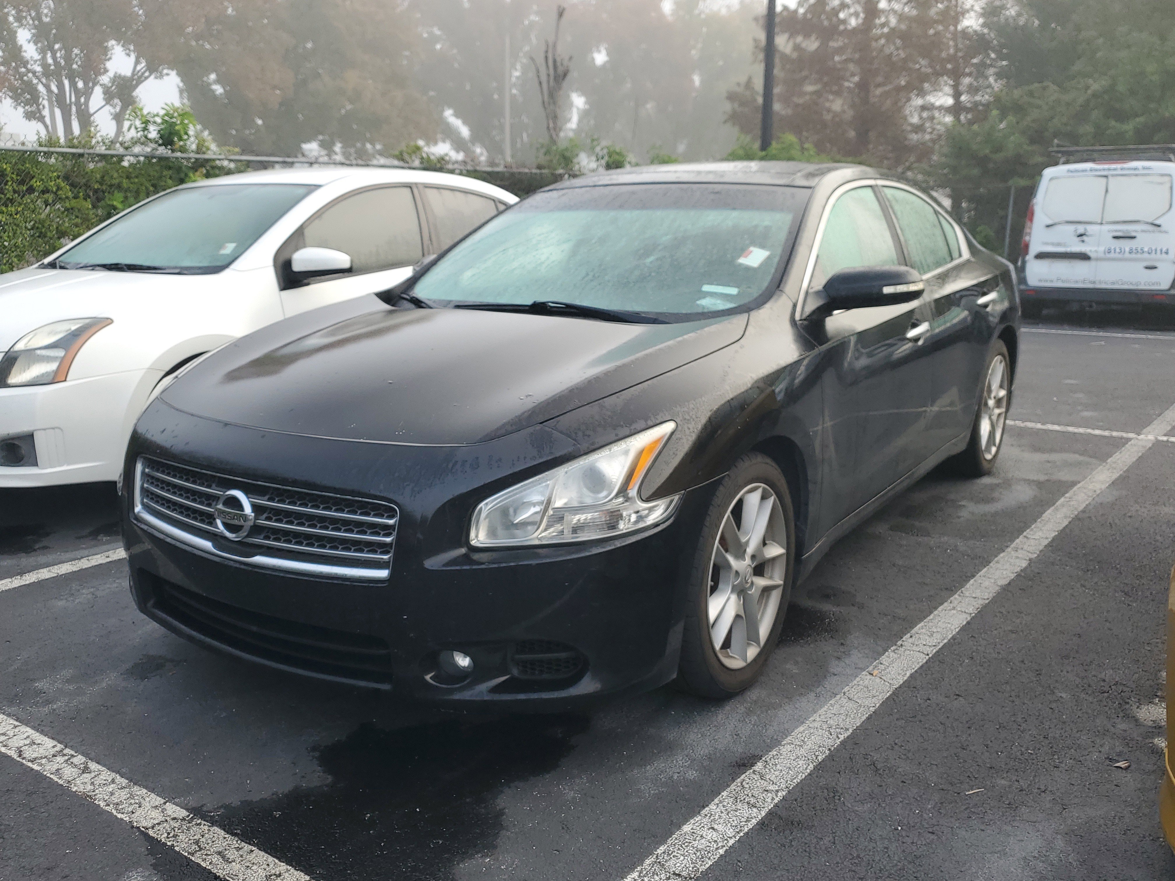 Used 2011 Nissan Maxima 3.5 SV w/ Premium Pkg image 3