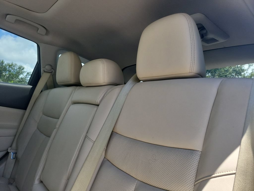 Used 2017 Nissan Murano Platinum w/ Platinum Technology Package FWD image 16