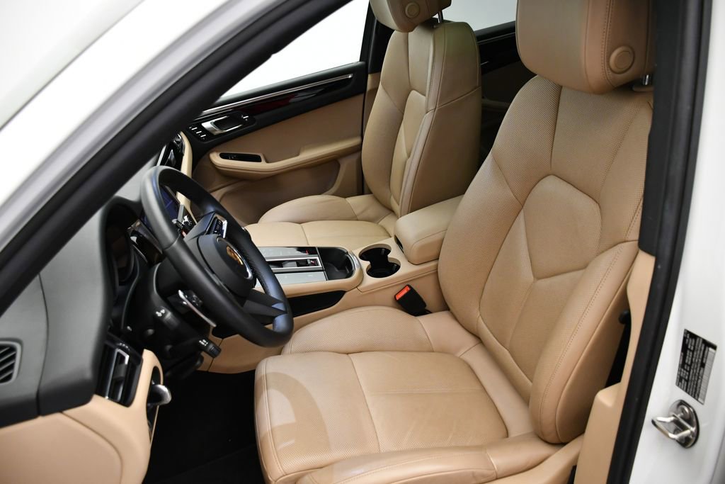 Used 2022 Porsche Macan image 42