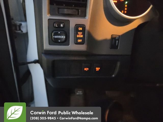 Used 2011 Toyota Sequoia SR5 w/ Sport Appearance Pkg image 23