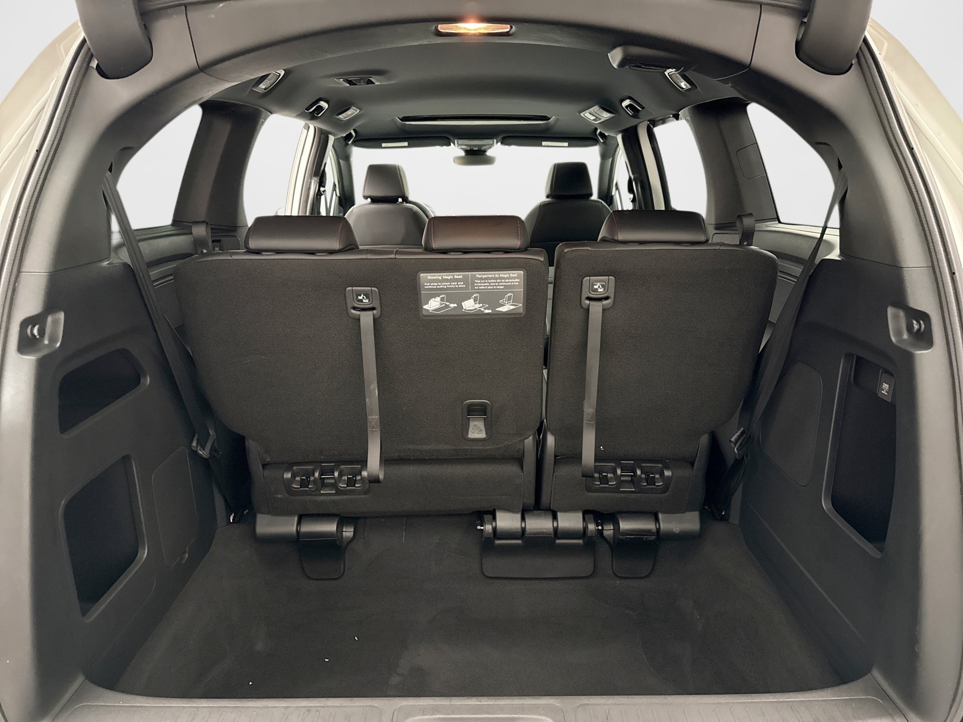 Used 2023 Honda Odyssey Sport image 23