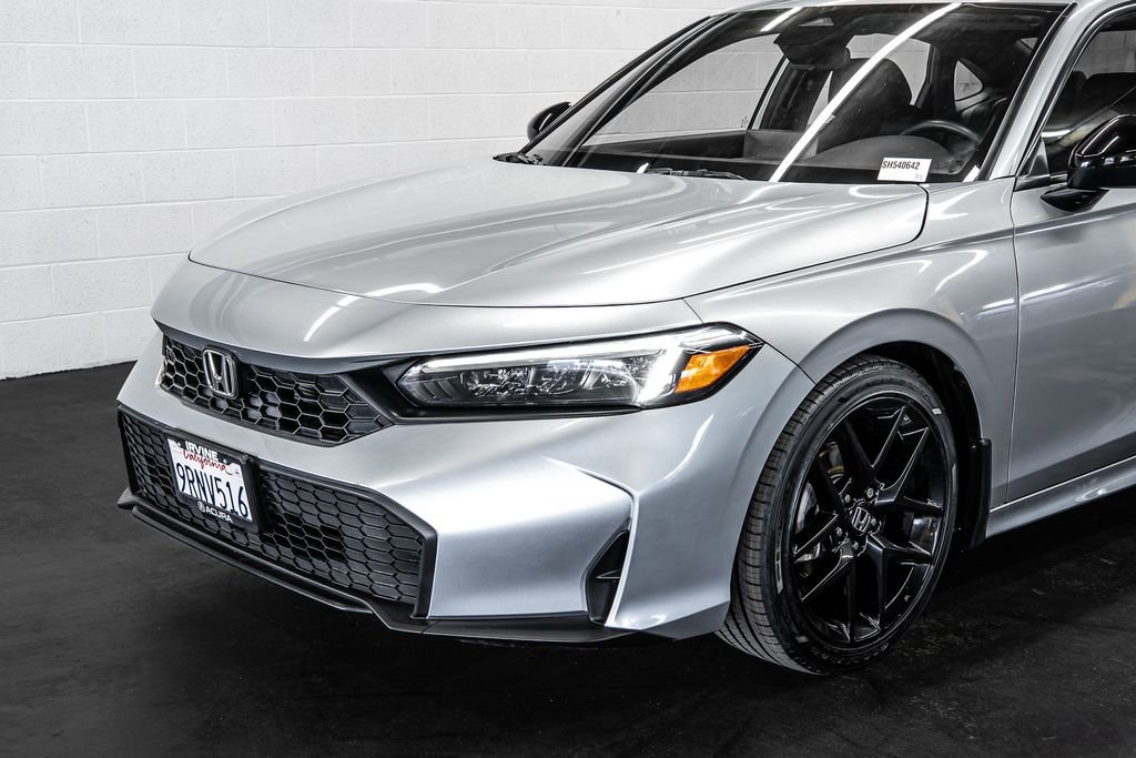 Used 2025 Honda Civic Sport image 11