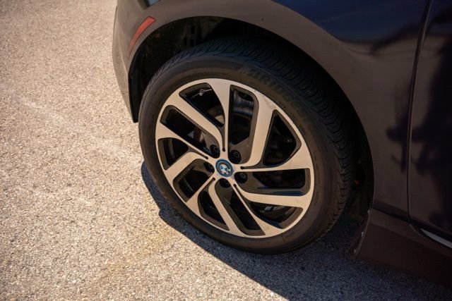 Used 2018 BMW i3 w/ Range Extender RWD image 10
