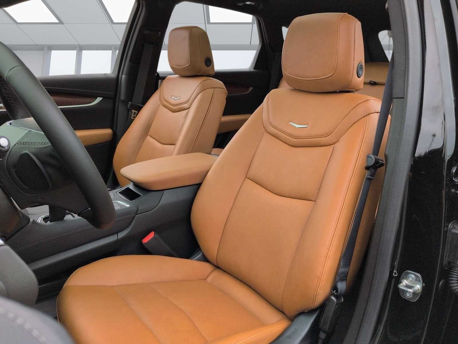 New 2026 Cadillac XT5 Premium Luxury w/ Driver Assist Package FWD image 24