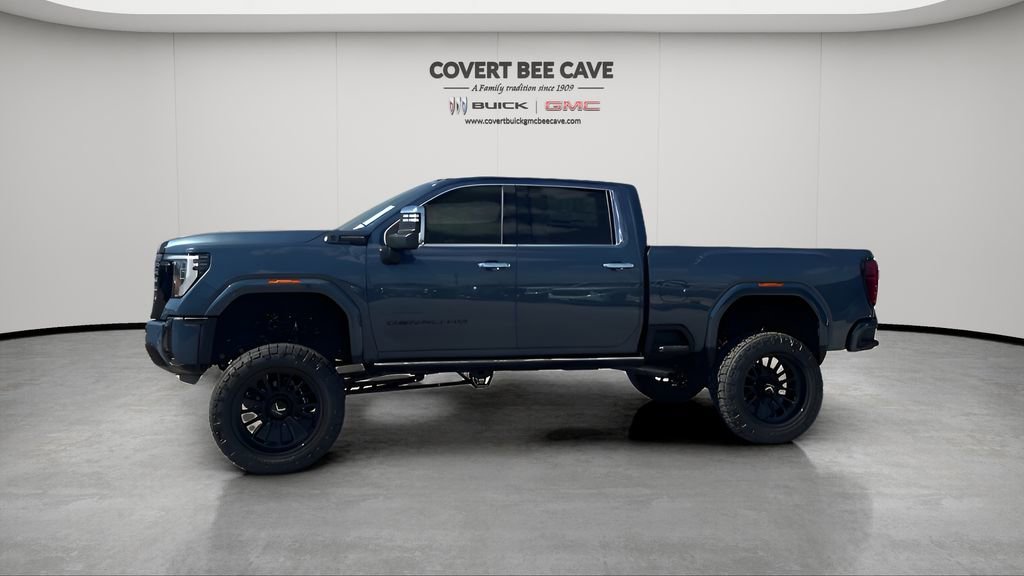 New 2026 GMC Sierra 2500 Denali Ultimate w/ LPO, Black Badging Package image 4