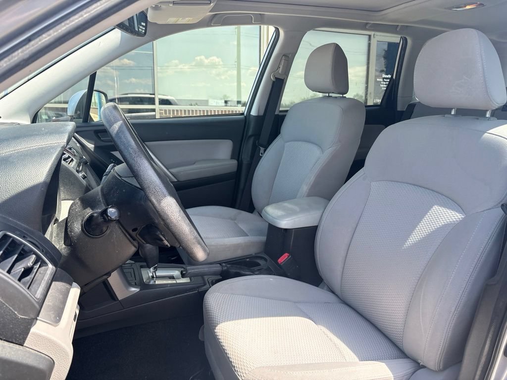 Used 2016 Subaru Forester 2.5i Premium w/ Popular Package #2 AWD/4WD image 11