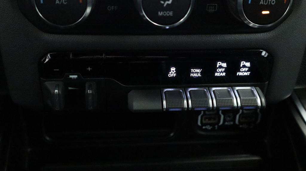 Certified 2022 RAM 1500 Big Horn image 37