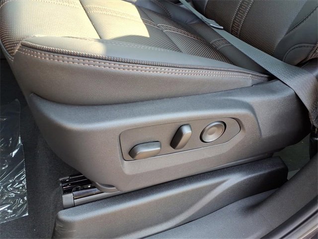 New 2026 Chevrolet Suburban High Country image 8