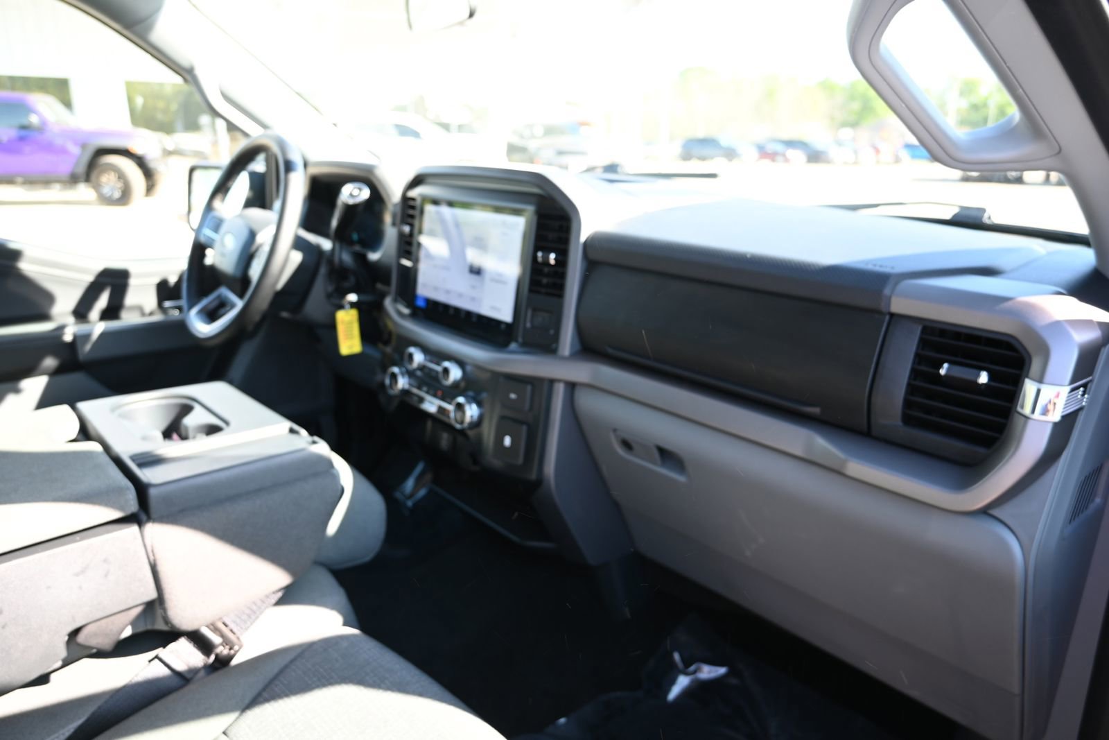 Used 2025 Ford F150 XLT w/ Equipment Group 301A Standard image 26