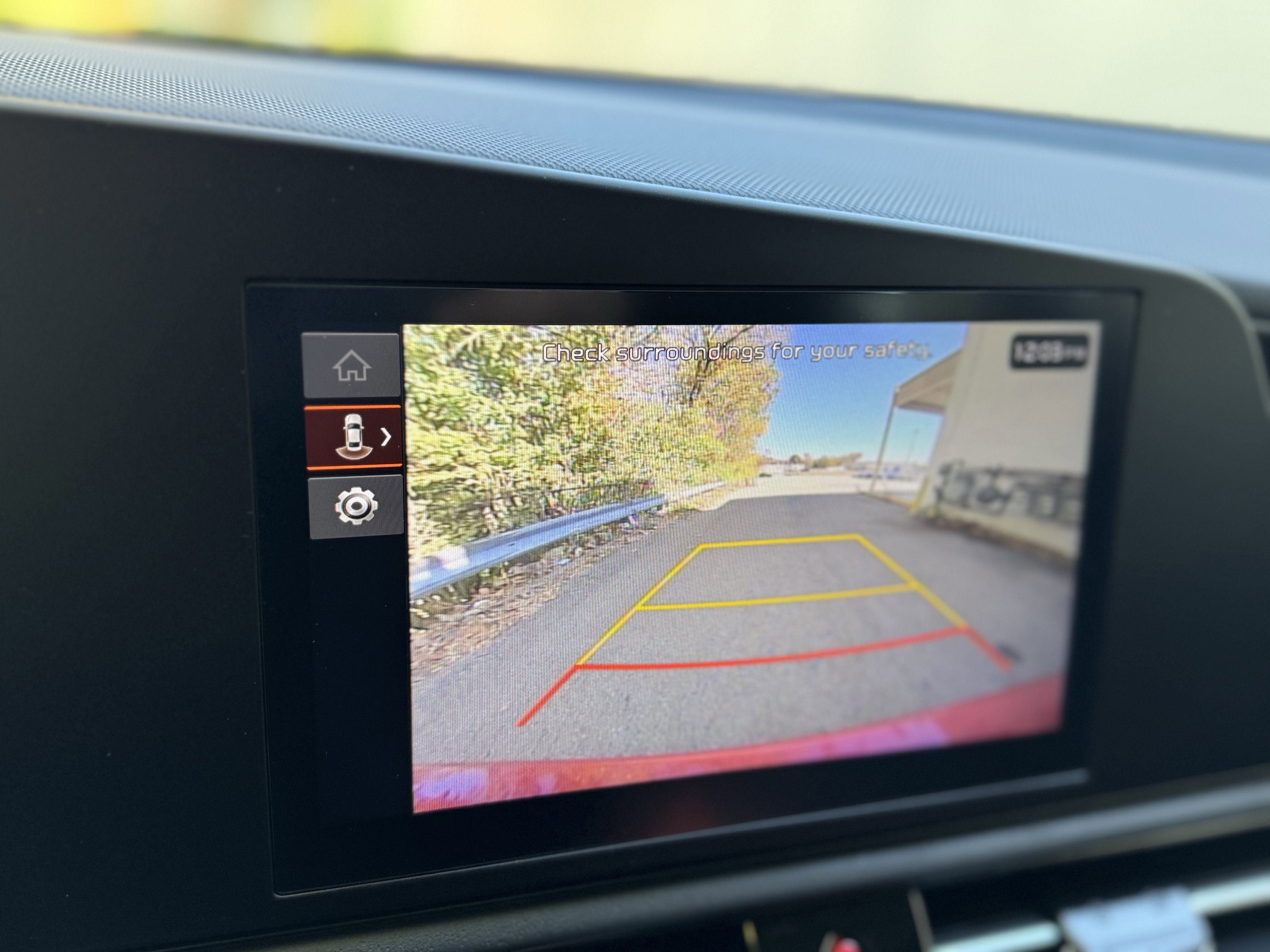 New 2026 Kia Niro LX image 18