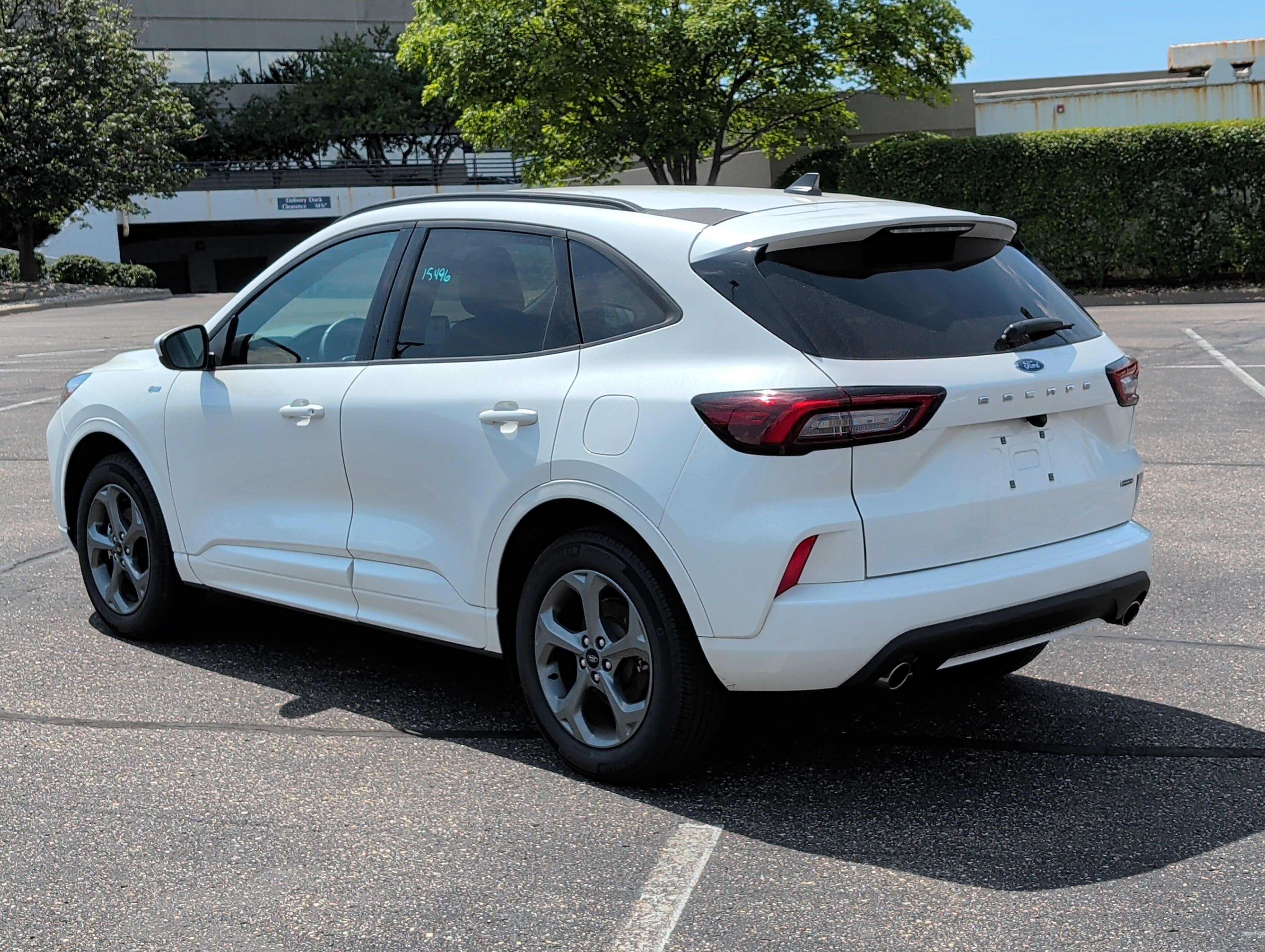 Used 2024 Ford Escape ST-Line Select AWD/4WD image 3