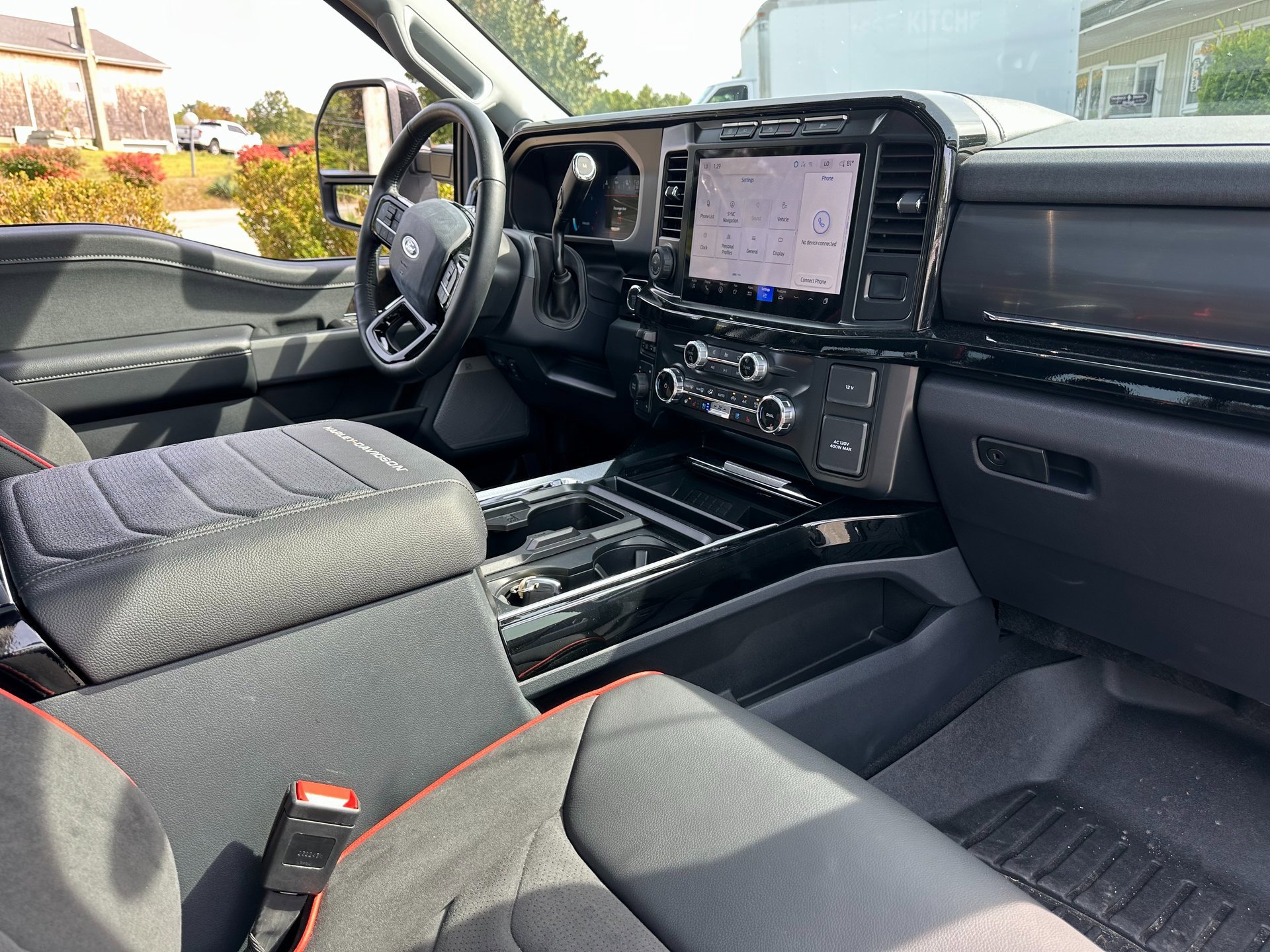 Used 2024 Ford F250 Lariat w/ Lariat Ultimate Package image 19