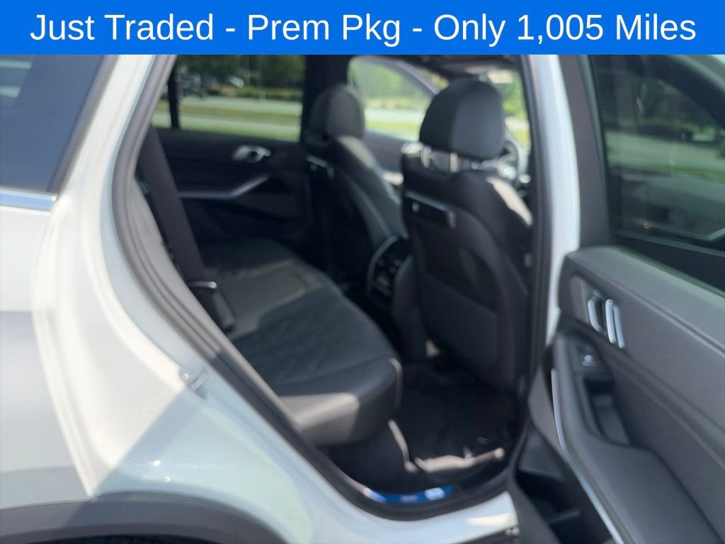Used 2026 BMW X5 xDrive40i w/ Premium Package AWD/4WD image 16