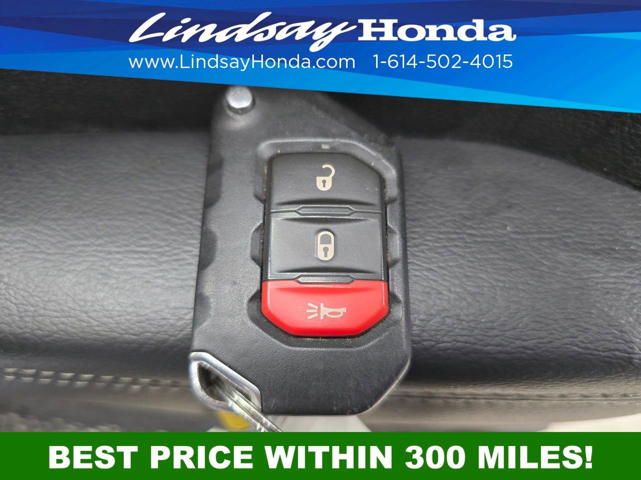 Used 2023 Jeep Wrangler Unlimited Sahara image 23