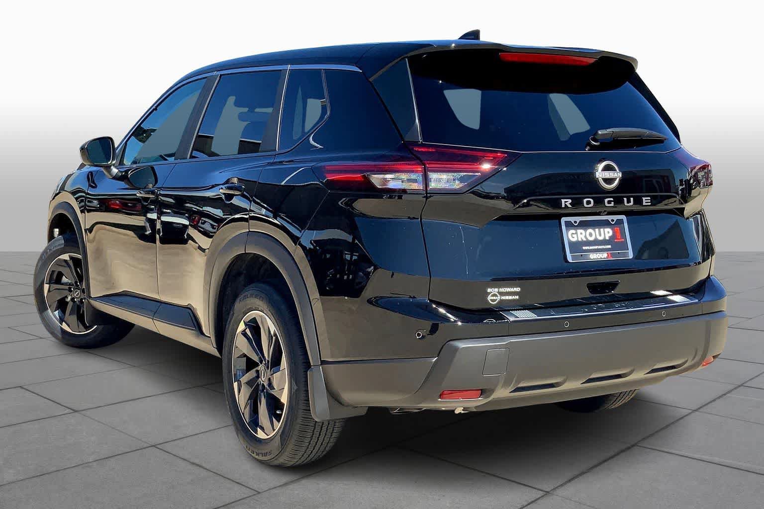 New 2026 Nissan Rogue SV FWD image 11