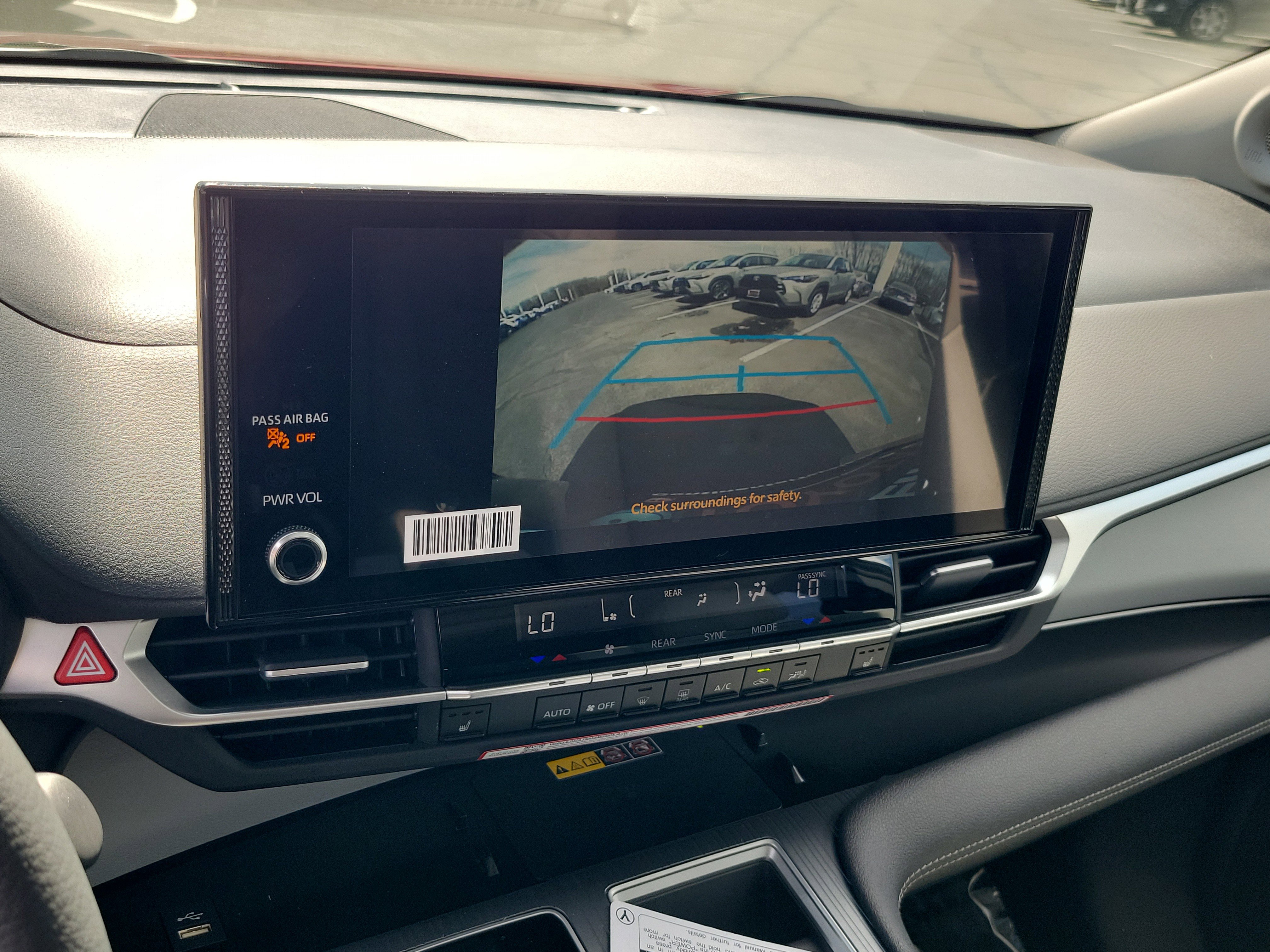 New 2026 Toyota Sienna XLE image 33