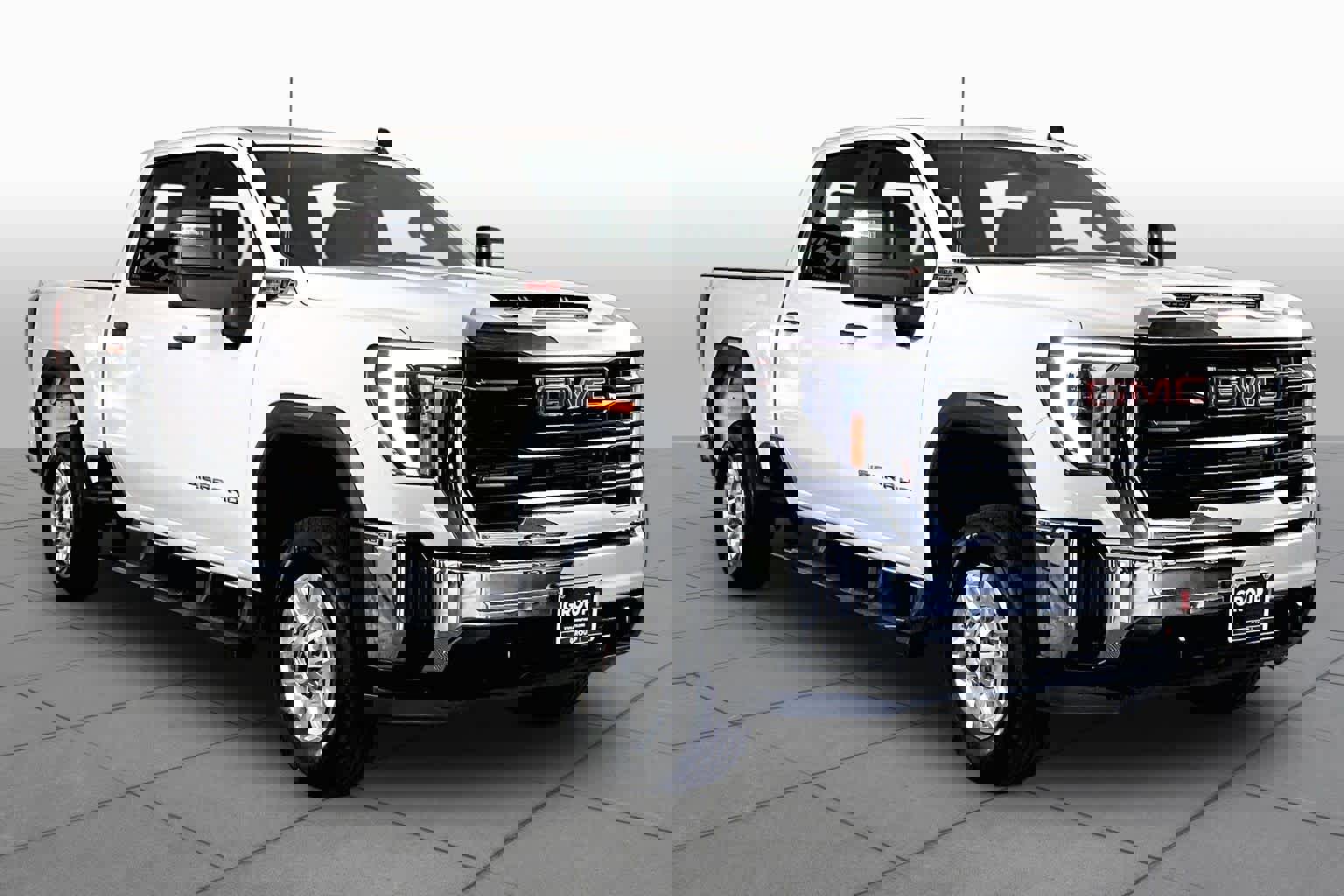 Used 2024 GMC Sierra 2500 Pro w/ Convenience Package image 3