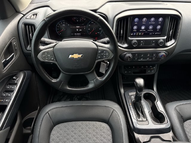 Used 2022 Chevrolet Colorado Z71 AWD/4WD image 15