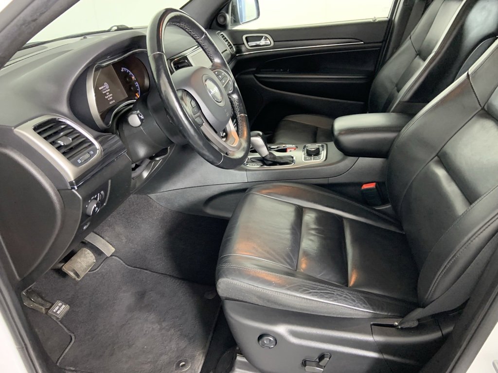 Used 2021 Jeep Grand Cherokee Limited image 16