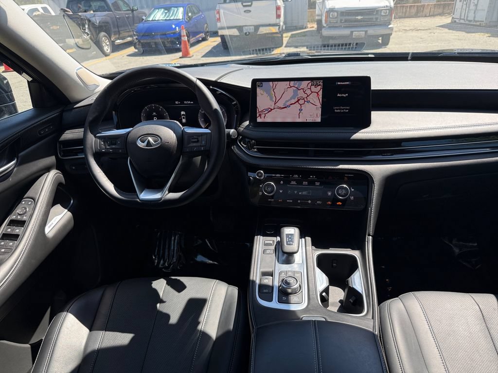 Used 2023 INFINITI QX60 Sensory w/ Vision Package AWD/4WD image 25