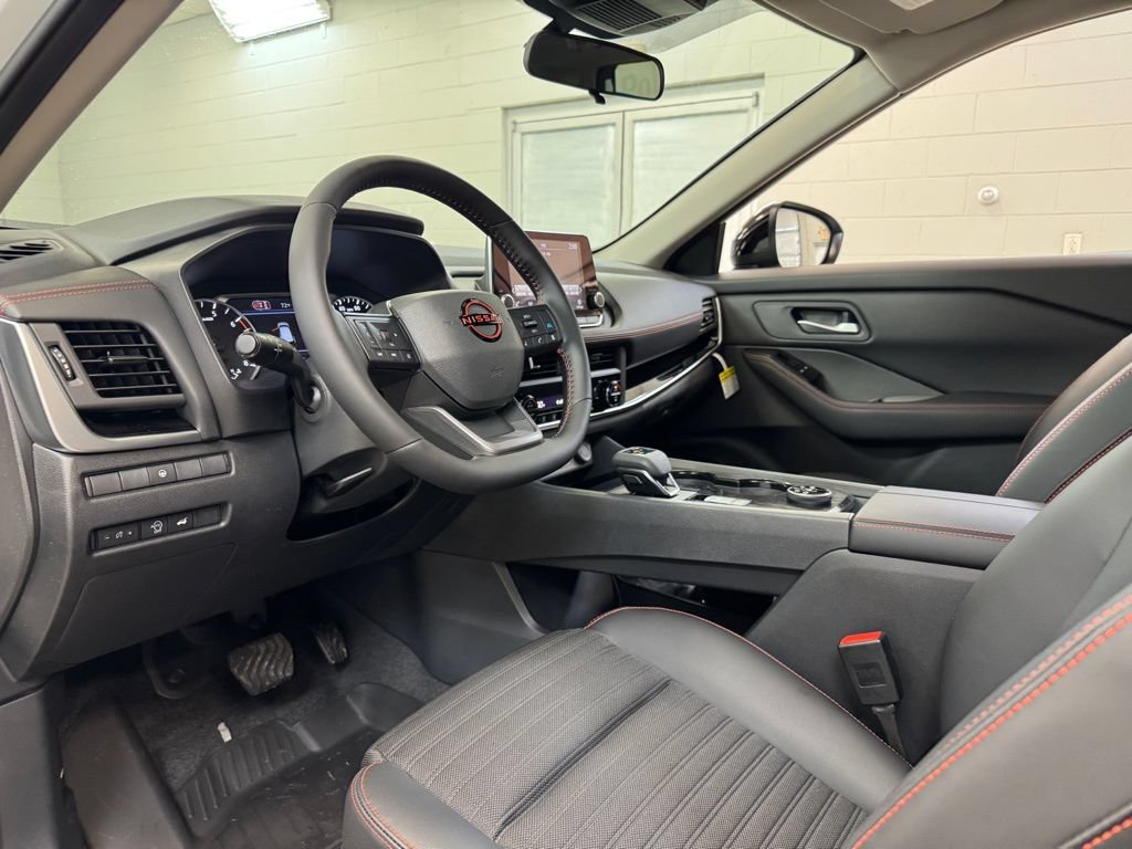 New 2026 Nissan Rogue SV AWD/4WD image 11
