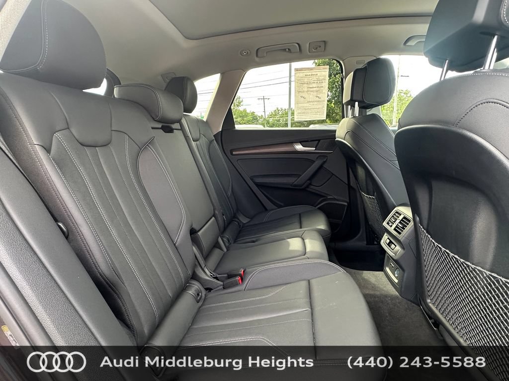 Certified 2025 Audi Q5 e Premium Plus w/ Premium Plus Package AWD/4WD image 31