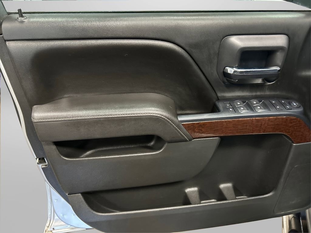 Used 2017 GMC Sierra 1500 SLE w/ SLE Value Package image 23