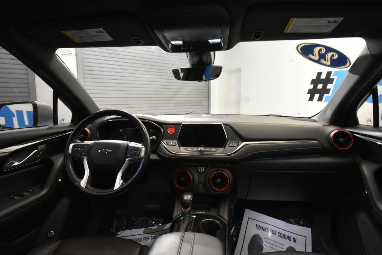 Used 2022 Chevrolet Blazer RS w/ Driver Confidence II Package AWD/4WD image 26