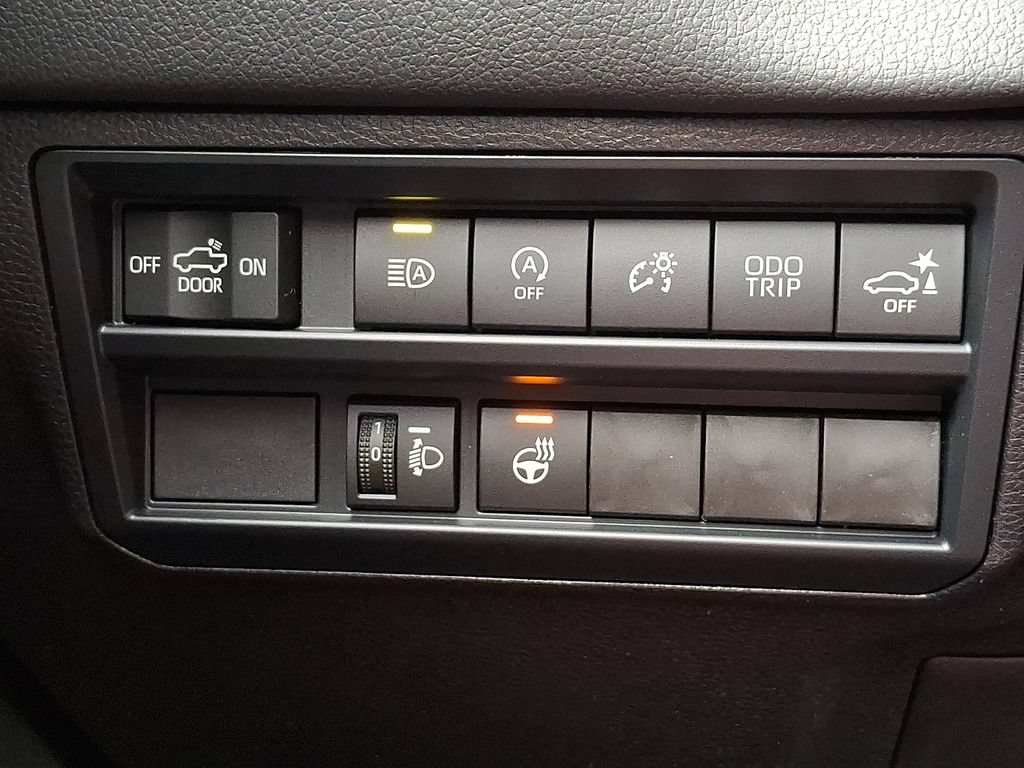 Certified 2026 Toyota Tundra Limited AWD/4WD image 21