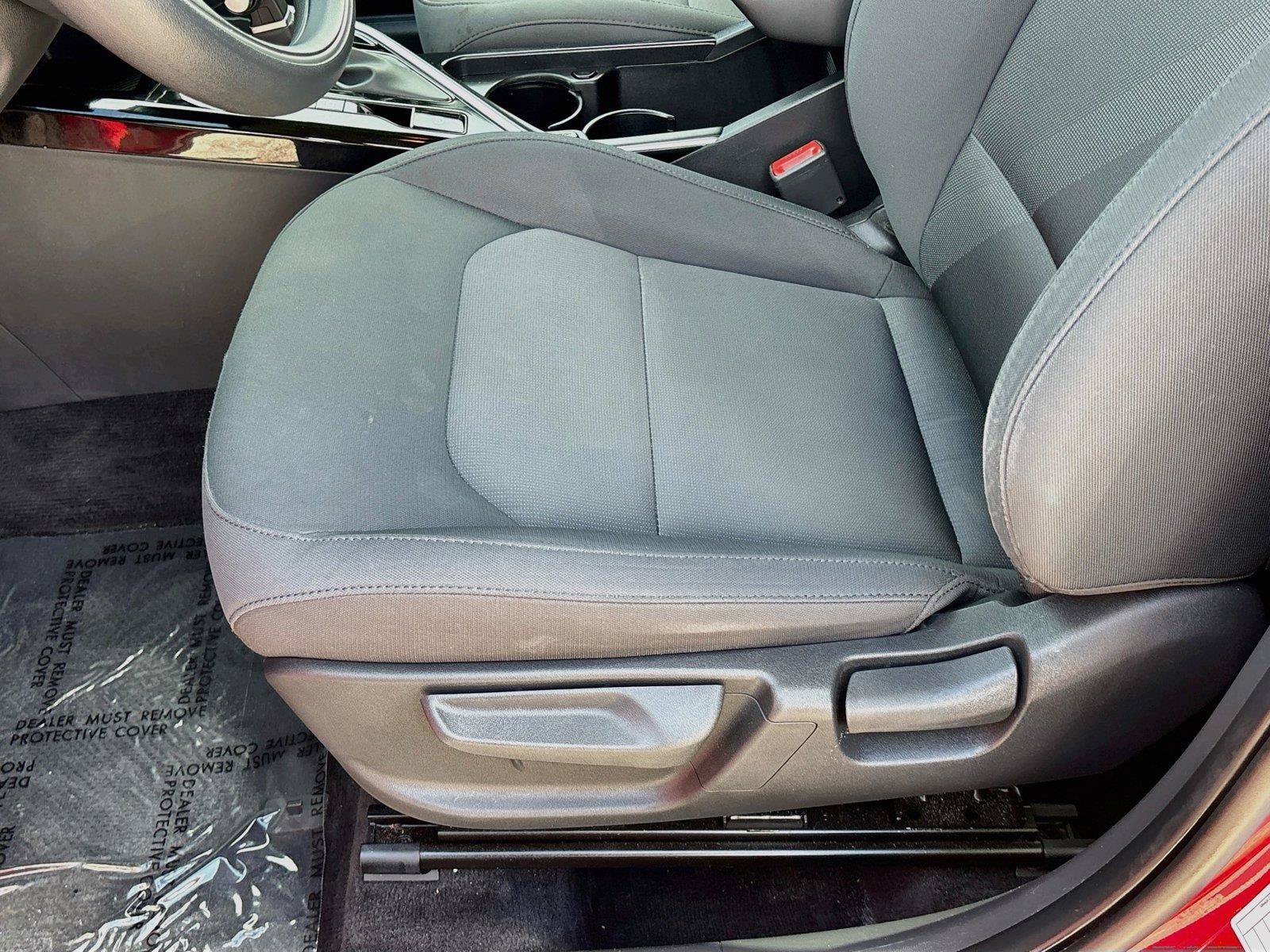 Used 2025 Kia Niro LX FWD image 18