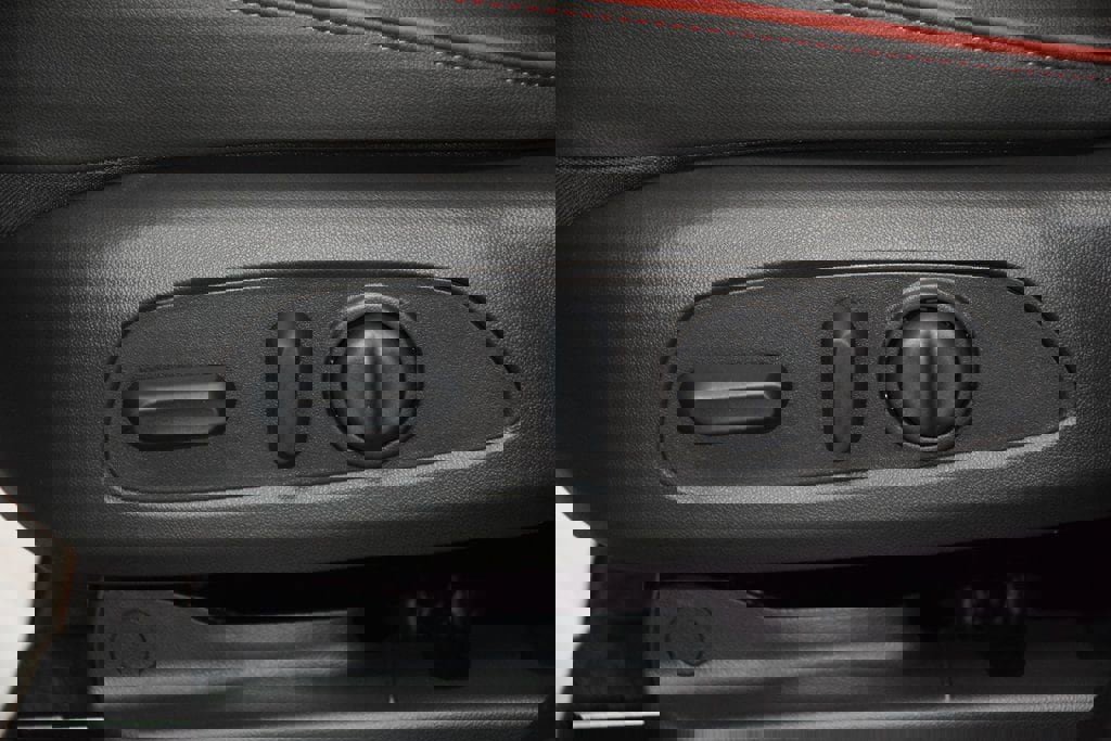 New 2026 Chevrolet TrailBlazer RS w/ Convenience Package image 40