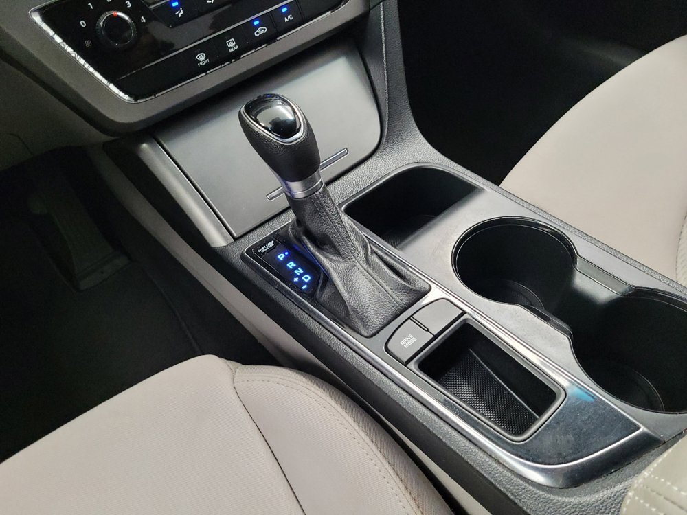 Used 2017 Hyundai Sonata SE FWD image 26