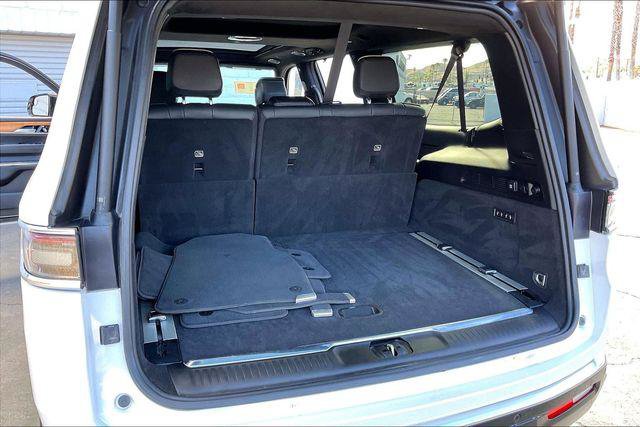 Certified 2024 Jeep Grand Wagoneer L Series III AWD/4WD image 34