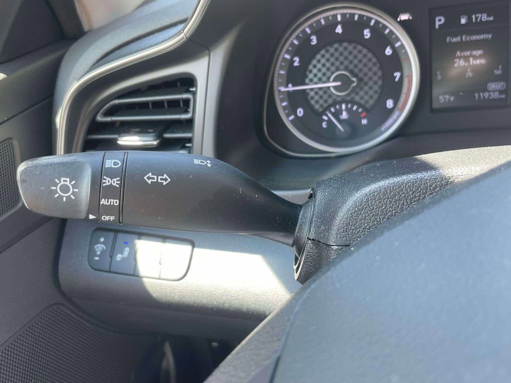 Used 2020 Hyundai Elantra SEL w/ Cargo Package (C1) FWD image 21
