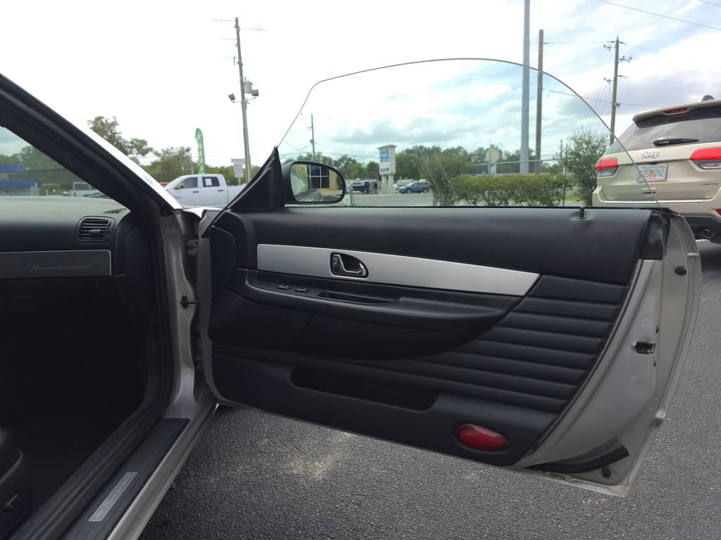Used 2005 Ford Thunderbird RWD image 13
