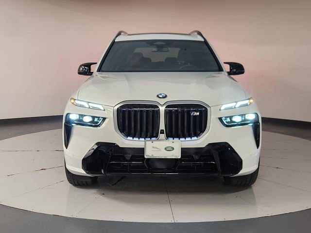 Used 2026 BMW X7 M60i w/ Executive Package image 9