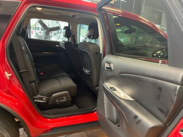 Used 2020 Dodge Journey SE w/ SE Popular Equipment Group image 29