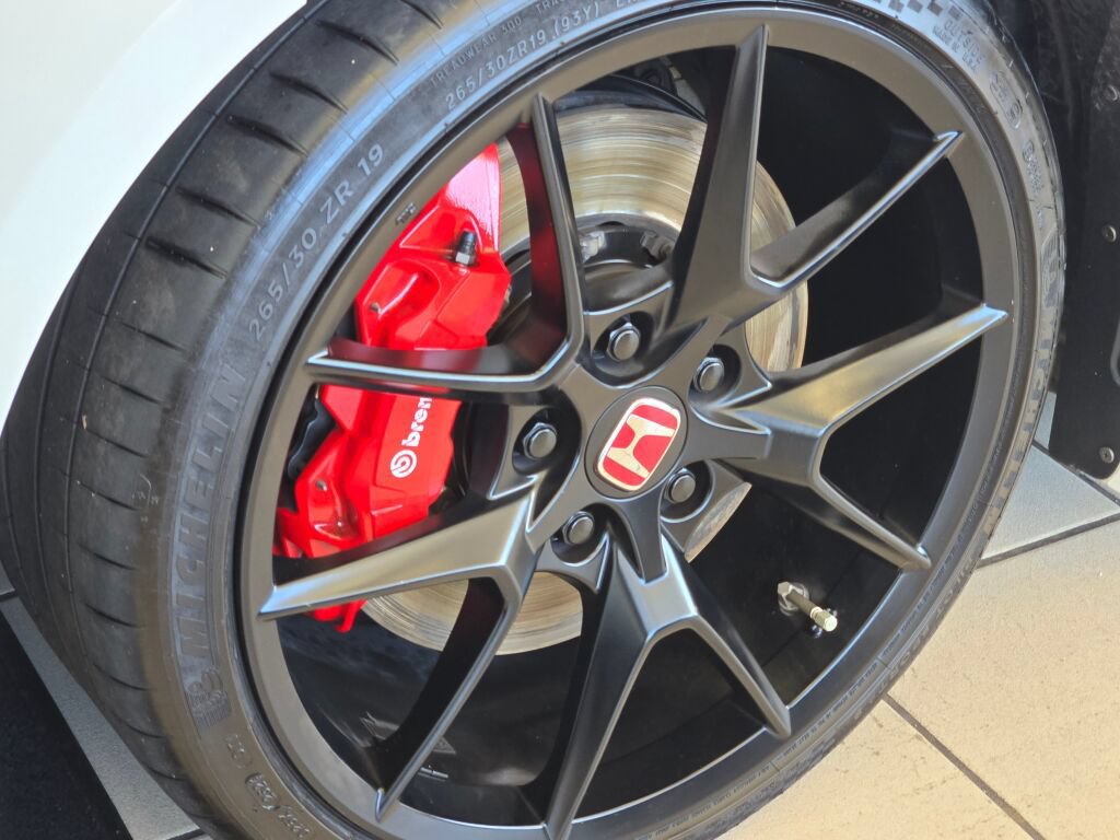 Used 2025 Honda Civic Type R image 6