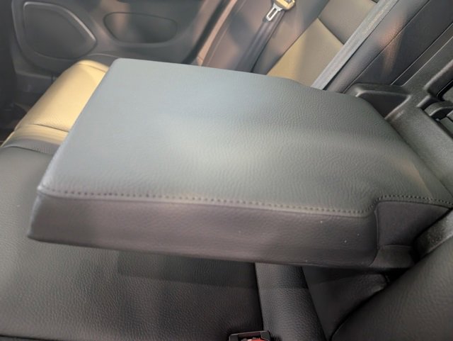 Used 2024 Volvo V60 B5 Cross Country Plus image 25