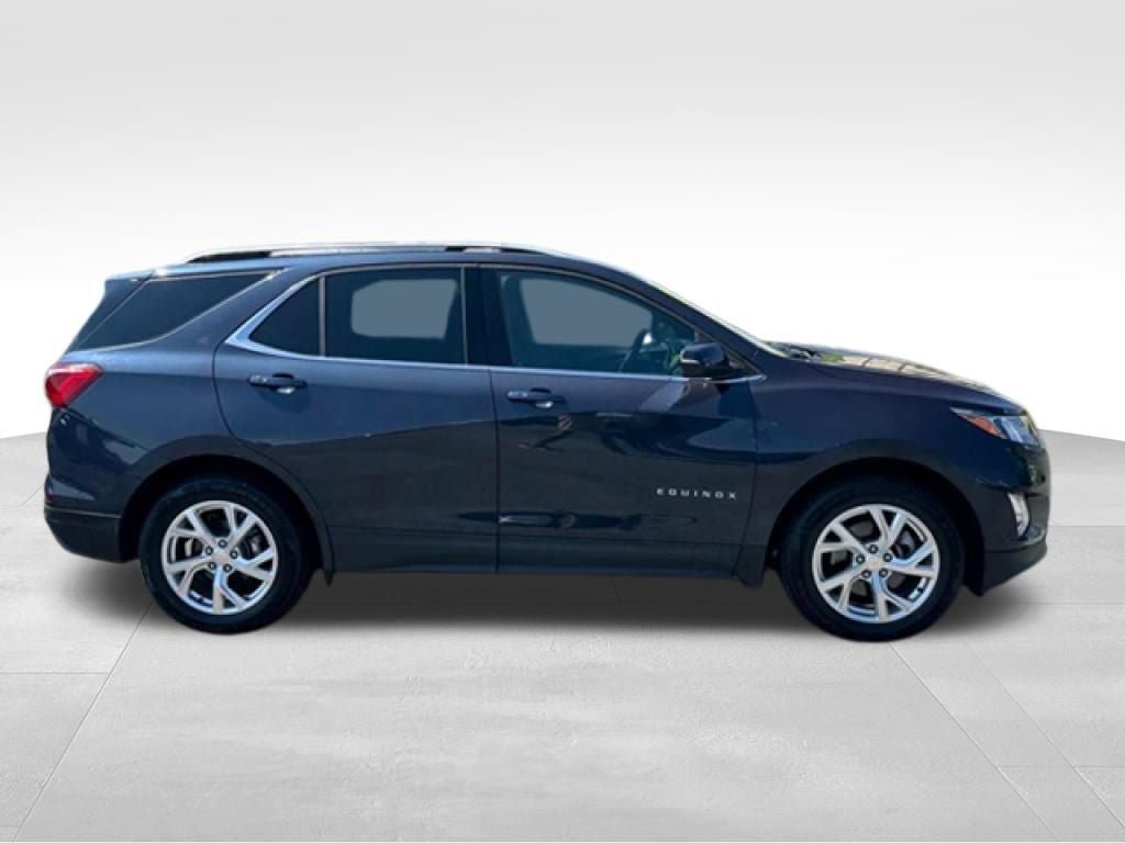 Used 2019 Chevrolet Equinox LT w/ Sun & Navigation Package AWD/4WD image 9