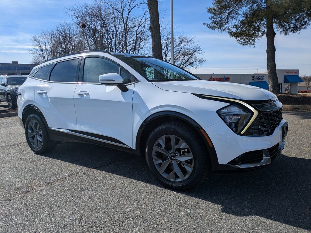 Used 2023 Kia Sportage SX image 2